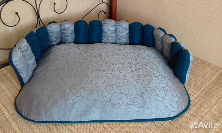 Лежанки для собак