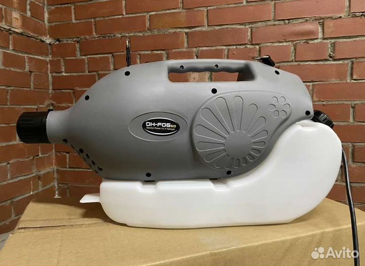 Инкубатор и генератор холодного тумана