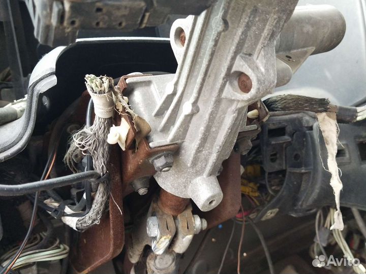 Рулевая колонка Рено Магнум