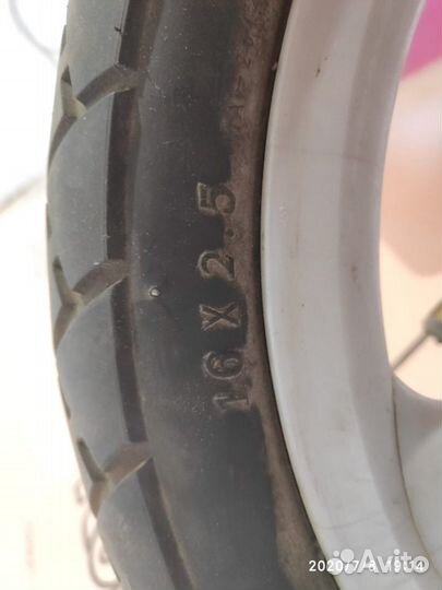 Трёхколёсный детский велосипед