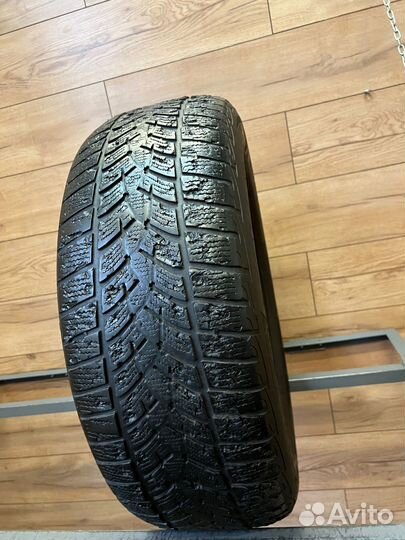 Goodyear UltraGrip Performance Gen-1 235/60 R18
