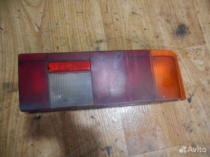 Фонарь задний наружный правый азлк 2141