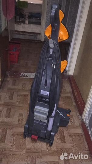 Taski Swingo 150 E кабельная поломоечная машина
