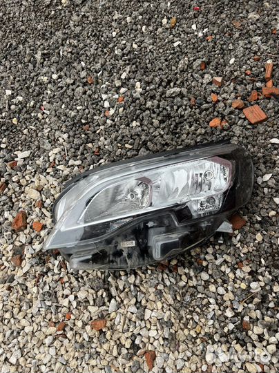 Peugeot expert левая фара
