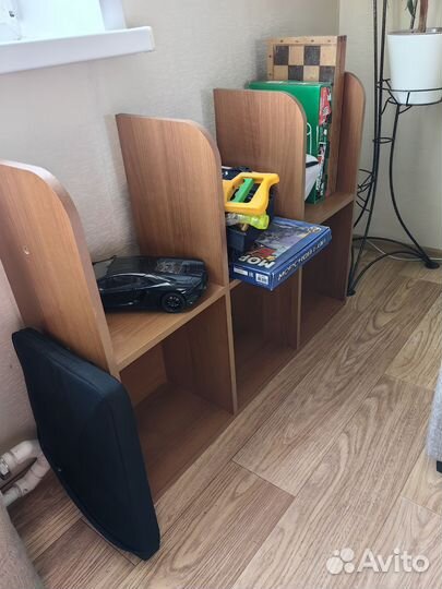 Полка настенная навесная бу