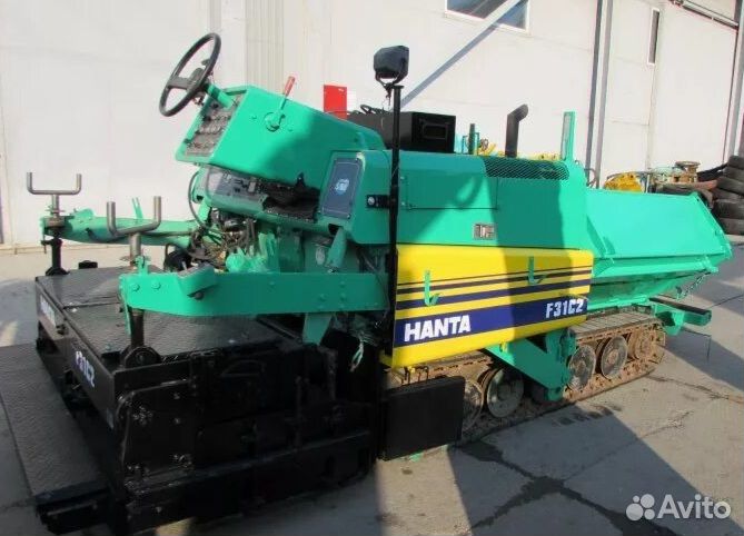Асфальтобетоноукладчик Hanta F31C, 2004
