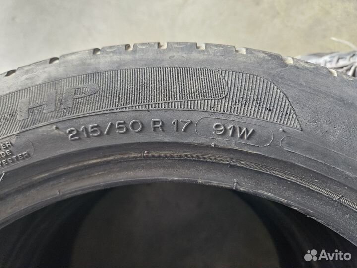 Michelin Primacy HP 215/50 R17