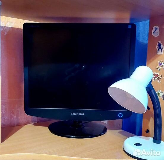 Монитор Samsung