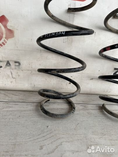 Toyota Avensis 3 T270 Амортизатор передний