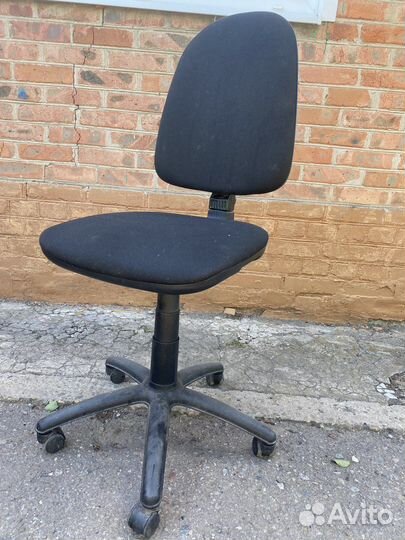 Компьютерное кресло