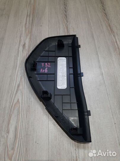 Накладка панели на торпеду Nissan X-trail T32 Лев