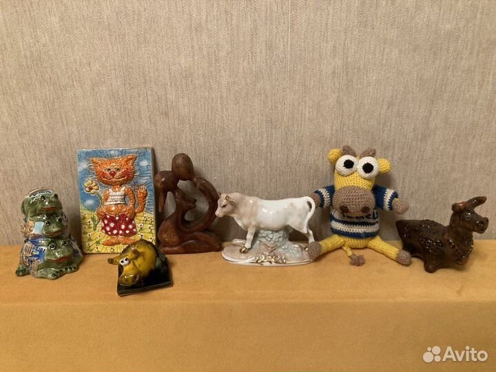 Коровы,коты,лягушки много