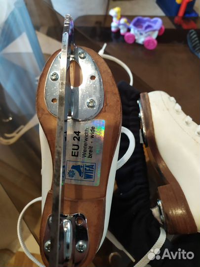 Коньки фигурные детские 24 размер wifa