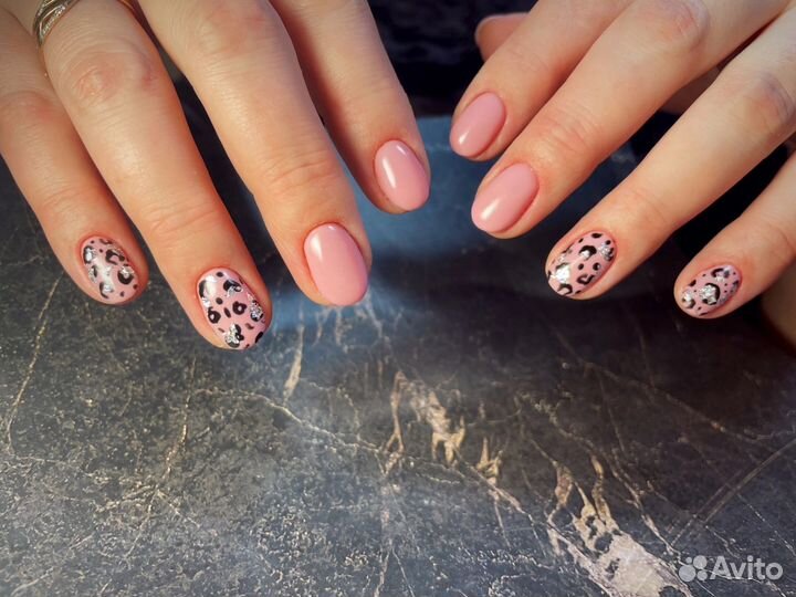 Комбинировнный маникюр