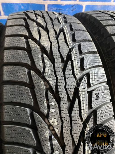 Kumho WinterCraft SUV Ice WS51 235/65 R17 108T