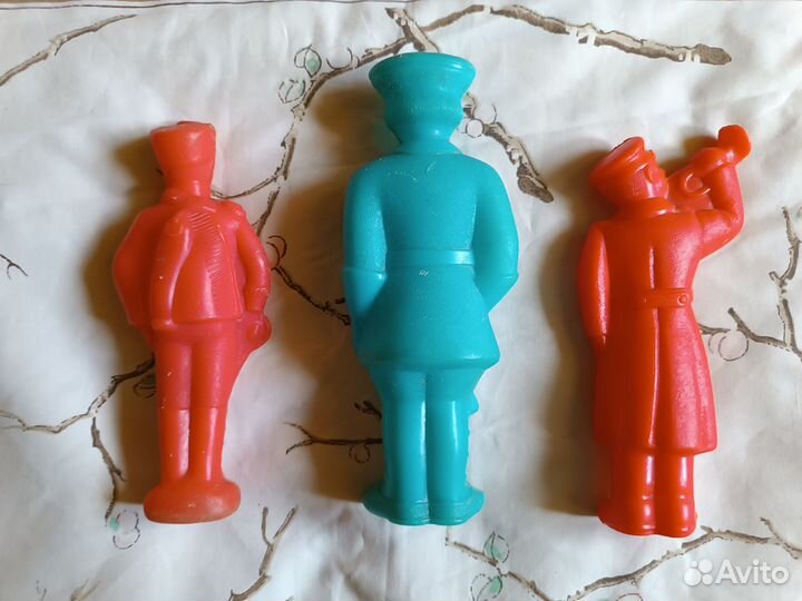 Игрушки куклы