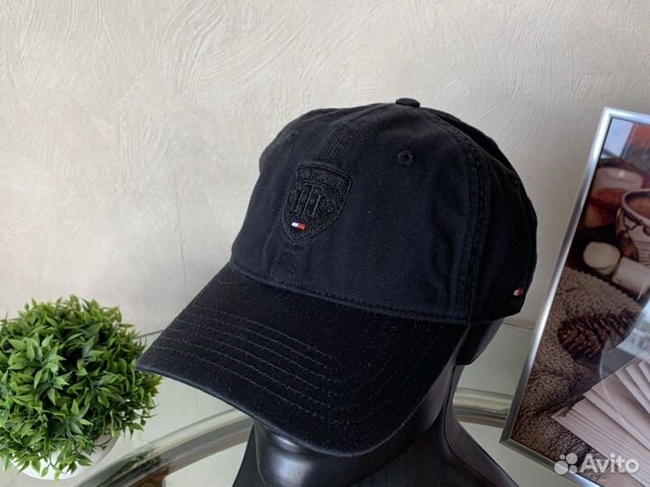 Бейсболка Tommy Hilfiger новая