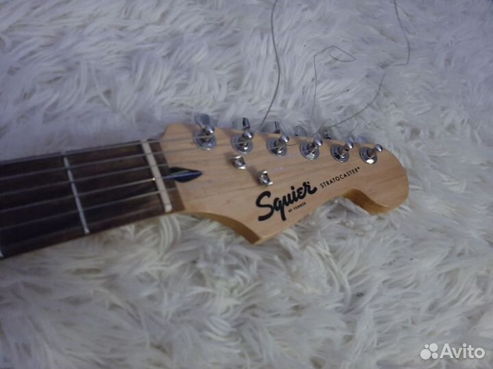 Fender squier bullet Stratocaster HSS HT Black