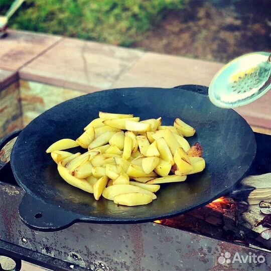 Чугунная сковорода садж