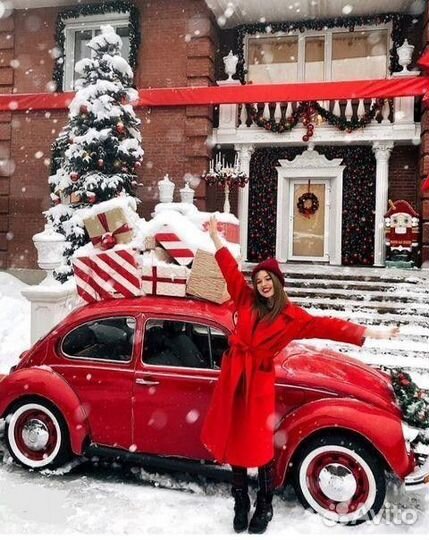 Шуба красная, белая, пудра