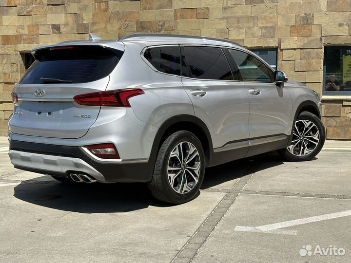 Hyundai Santa Fe 2.0 AT, 2019, 35 000 км