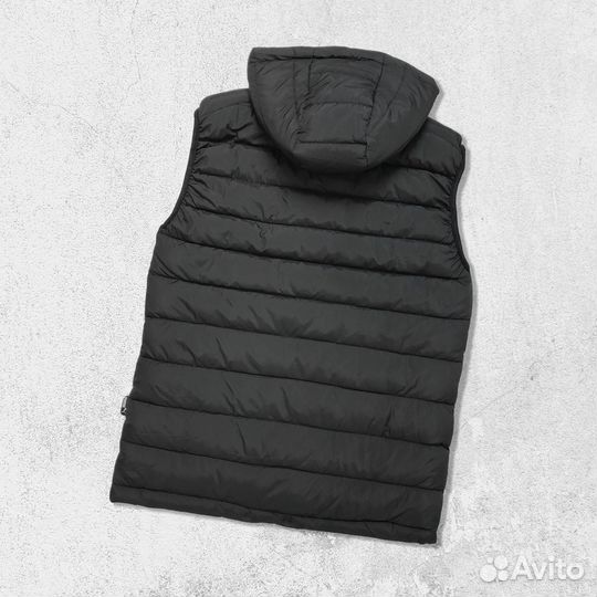 Жилетка безрукавка Puma