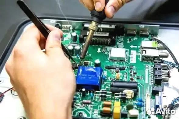 Ремонт телевизоров / Мастер по ремонту телевизоров