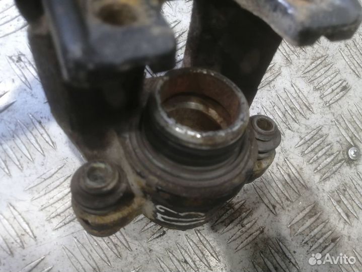 Суппорт тормозной задний правый Mercedes ML W163