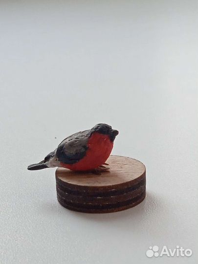 Игрушка статуэтка Снегирь из полимерной глины