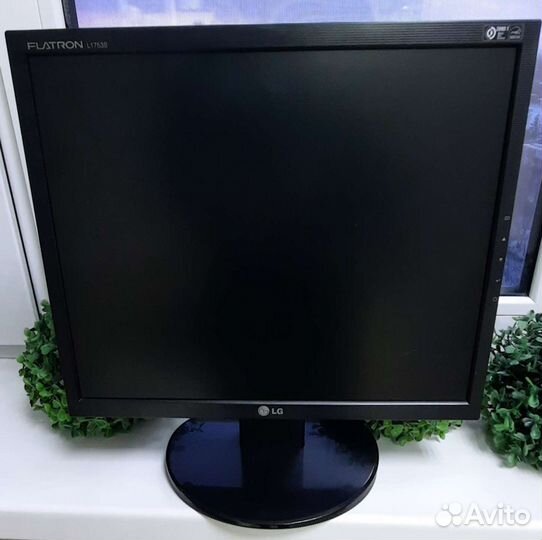 Монитор LG flatron L1753S