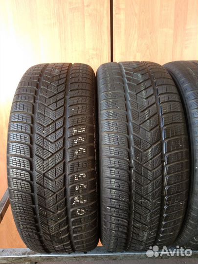 Pirelli Scorpion Winter 255/55 R20