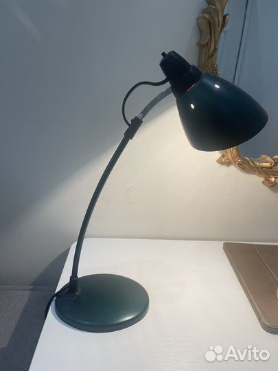 Намтольная лампа