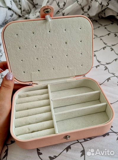 Шкатулка для украшений