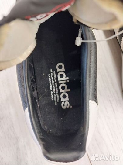 Футбольные бутсы шиповки Adidas 42.5