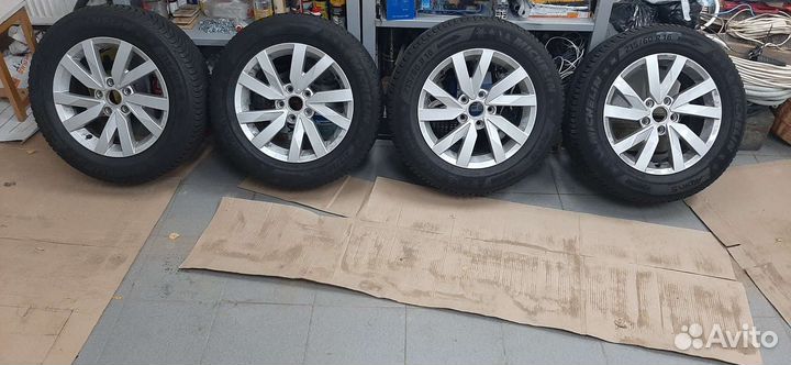 Michelin Alpin 5 215/60 R16 95H