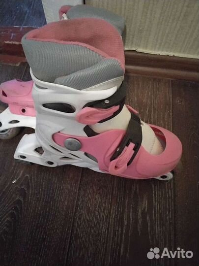 Роликовые коньки