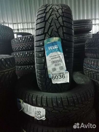 Michelin X-Ice North 4 215/65 R16