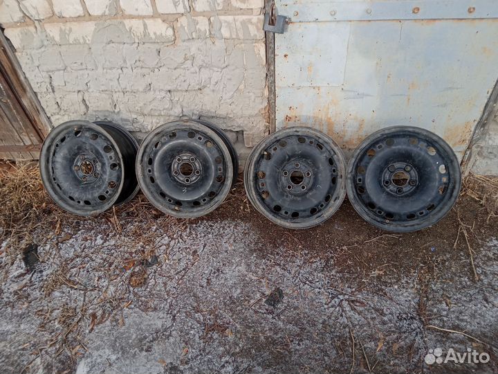 Штамповочные диски r15