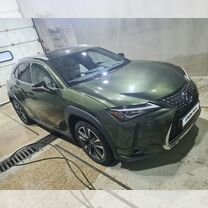 Lexus UX 2.0 CVT, 2020, 35 000 км, с пробегом, цена 3 900 000 руб.