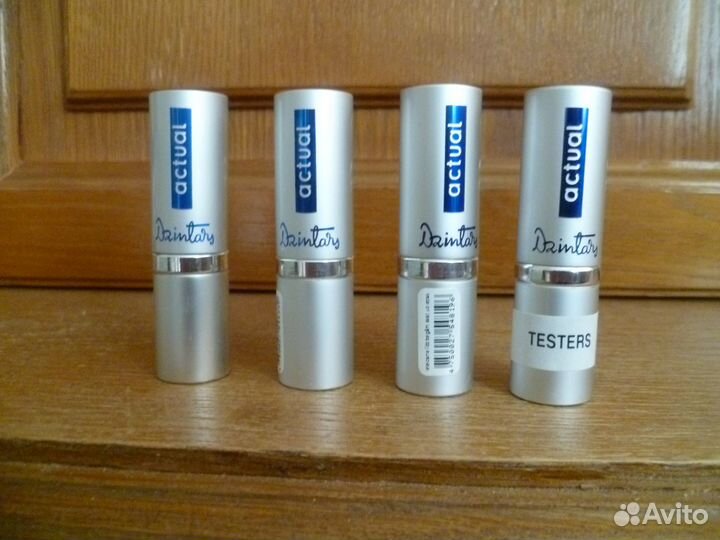 Губная помада Дзинтарс г.в. 2012