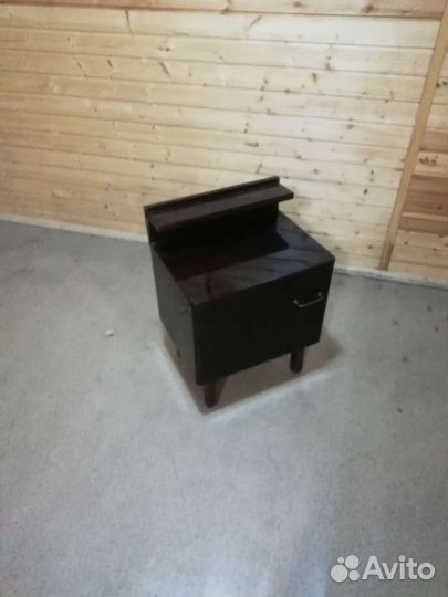 Тумбочки разные