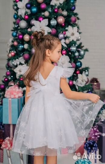 Платье нарядное на девочку новогоднее снежинка