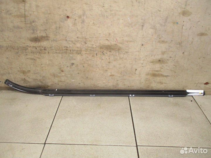 Накладка стекла заднего левого Kia Soul III (SK3)