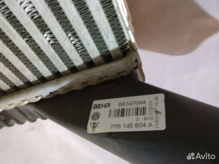 Фольцваген Туарег 2002- Радиатор интеркулера 6373