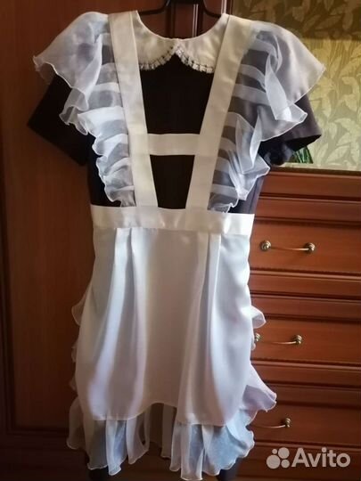 Школьная форма на последний звонок размер 44(S)