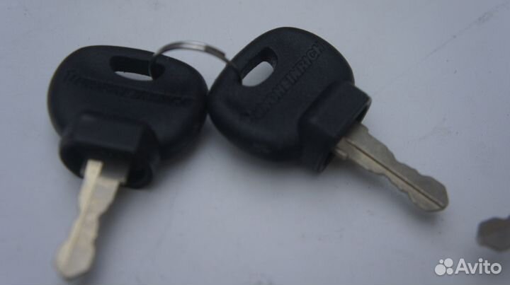 Ключ зажигания Jungheinrich, поколение Stratus