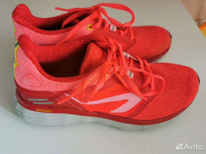 Кроссовки женские/детские 36 размер