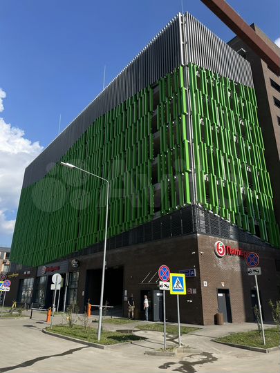 Машиноместо, 14 м²