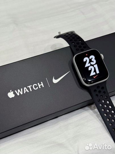 Apple Watch Series 5 44mm (100% АКБ)