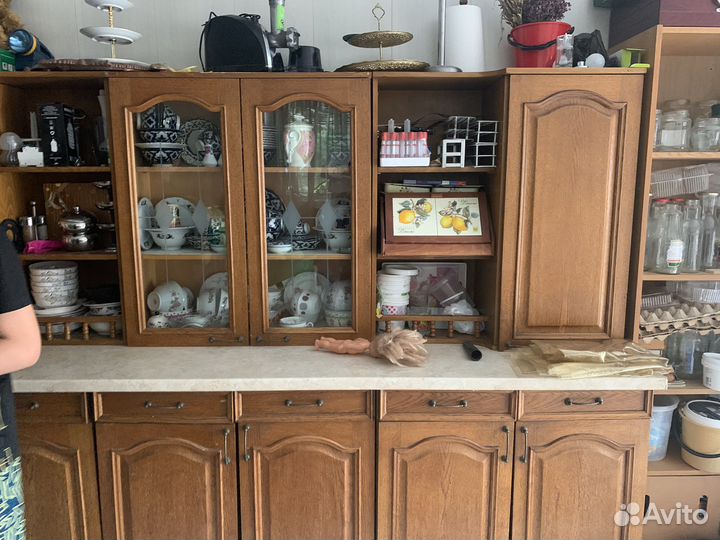 Продам кухонный гарнитур бу
